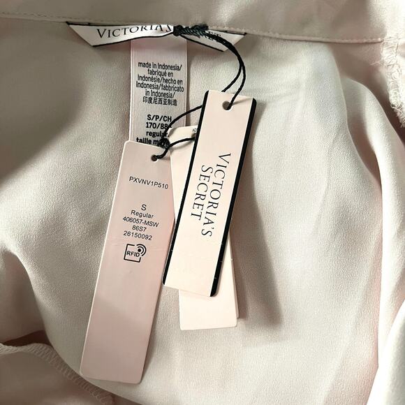 Victoria’s Secret women’s pastel pink satin pajama set - Picture 14 of 16